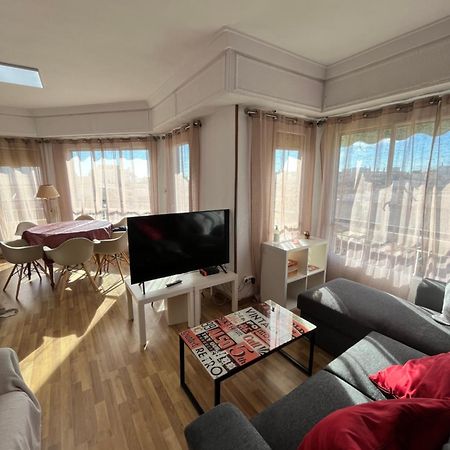 4 Bedrooms -Seneca Center Apartment لقنت المظهر الخارجي الصورة