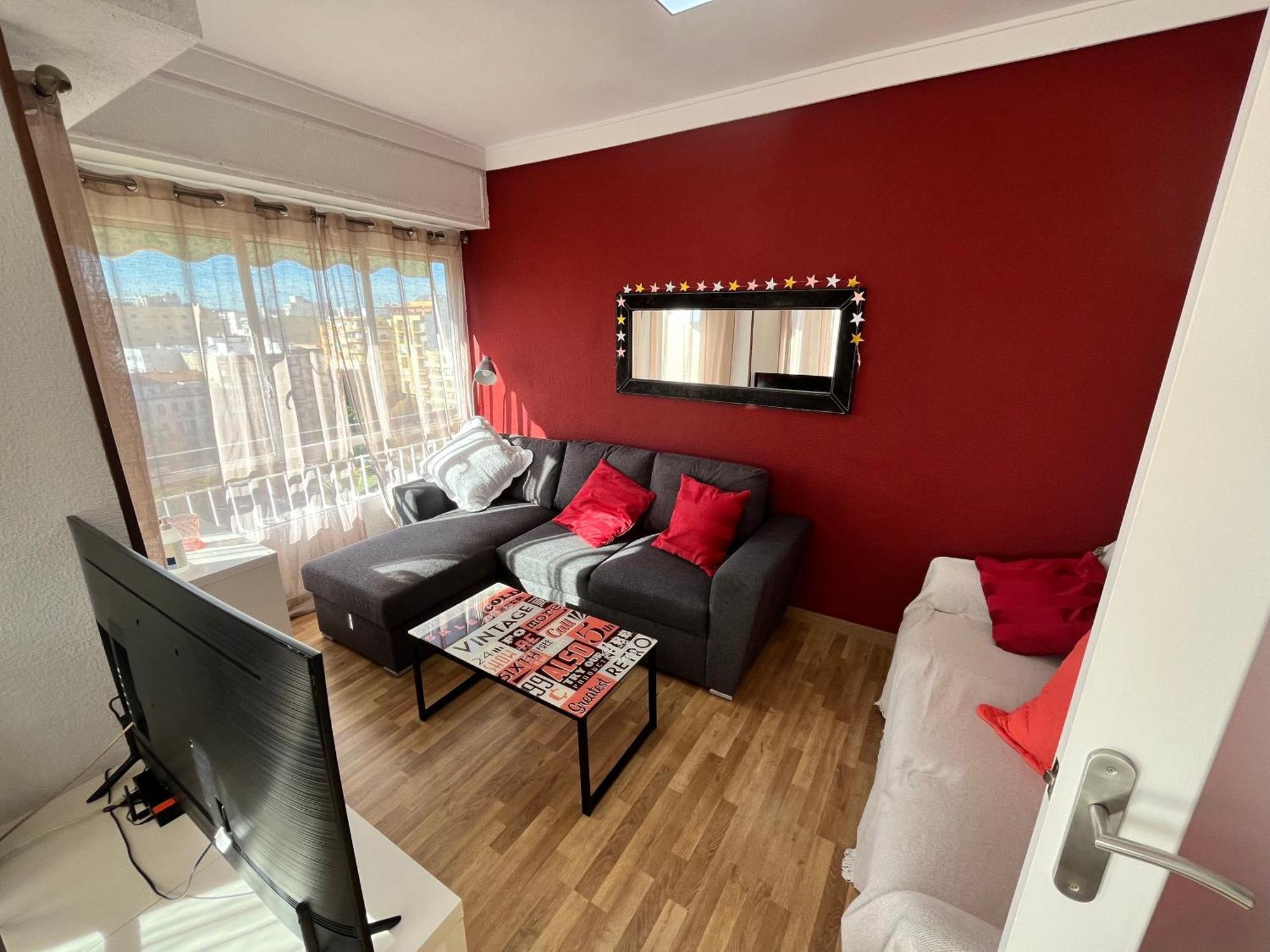 4 Bedrooms -Seneca Center Apartment لقنت المظهر الخارجي الصورة