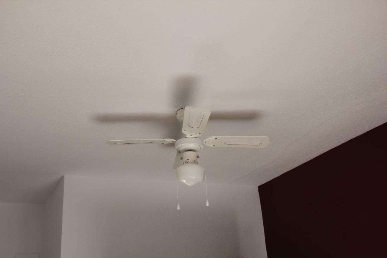 4 Bedrooms -Seneca Center Apartment لقنت المظهر الخارجي الصورة