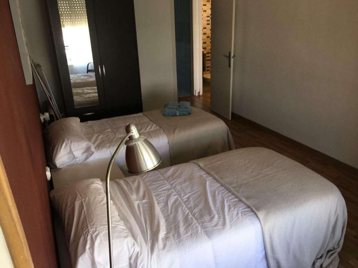 4 Bedrooms -Seneca Center Apartment لقنت المظهر الخارجي الصورة